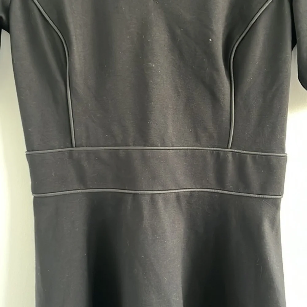 Banana republic dress fit and flare a line  stretch‎ dress zip up closure